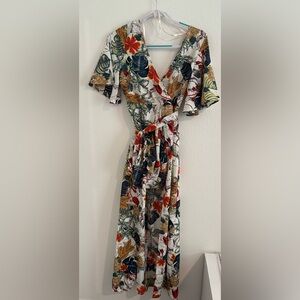 Women’s True Destiny Floral Romper Size M